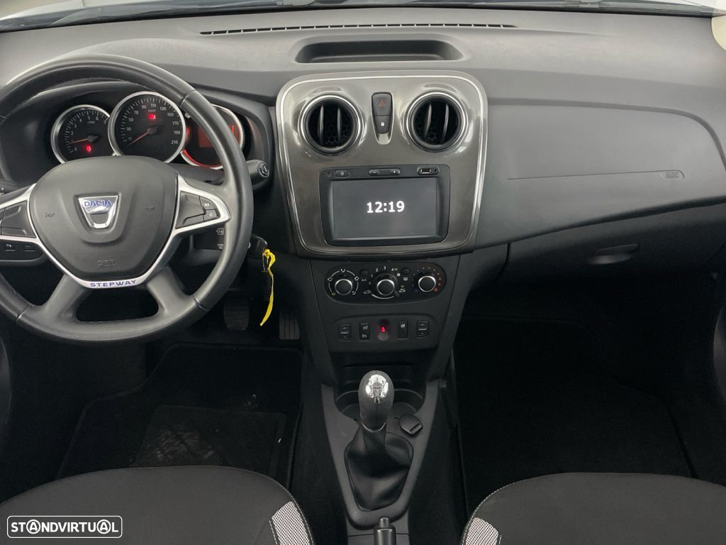 Dacia Logan MCV 0.9 TCe Stepway - 10