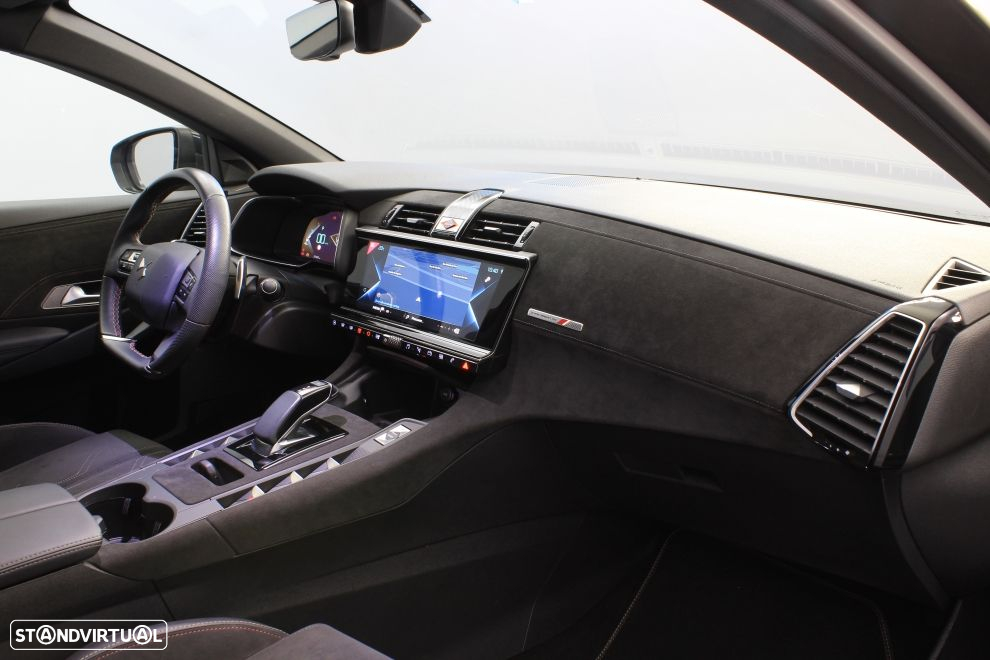 DS DS7 Crossback E-Tense Performance Line EAT8 - 22