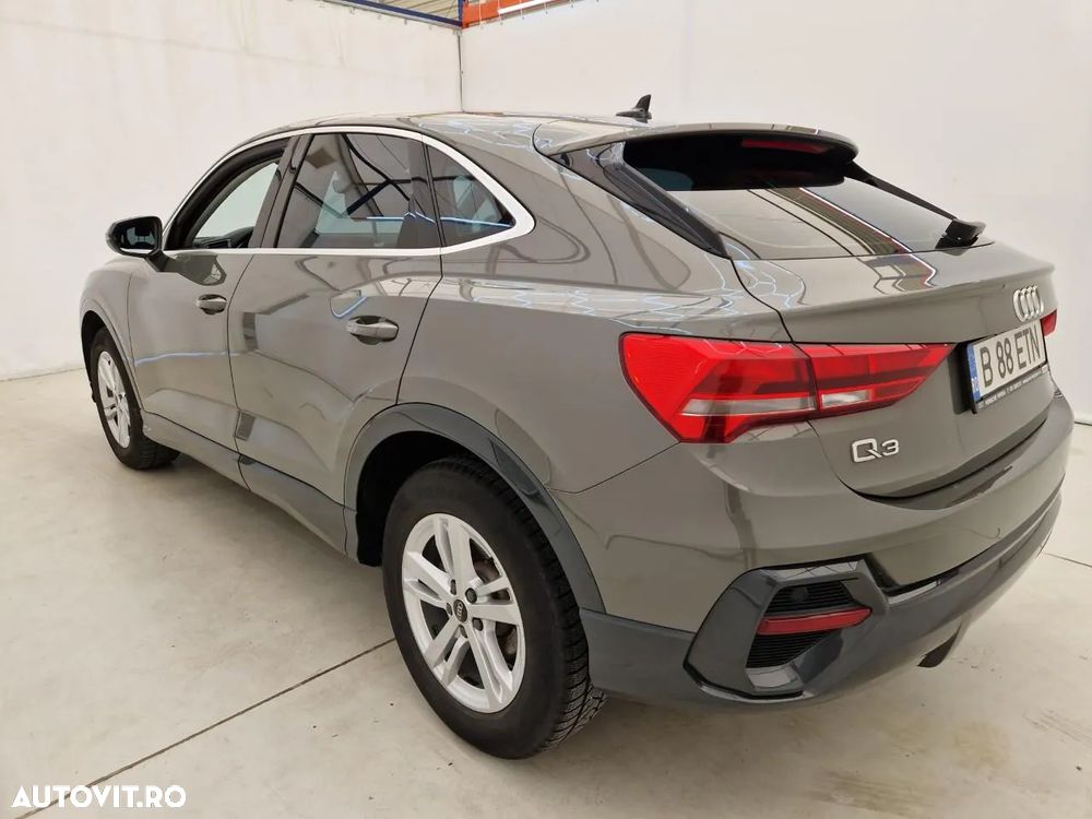 Audi Q3 Sportback 2.0 35 TDI quattro S tronic W3 Basic - 4