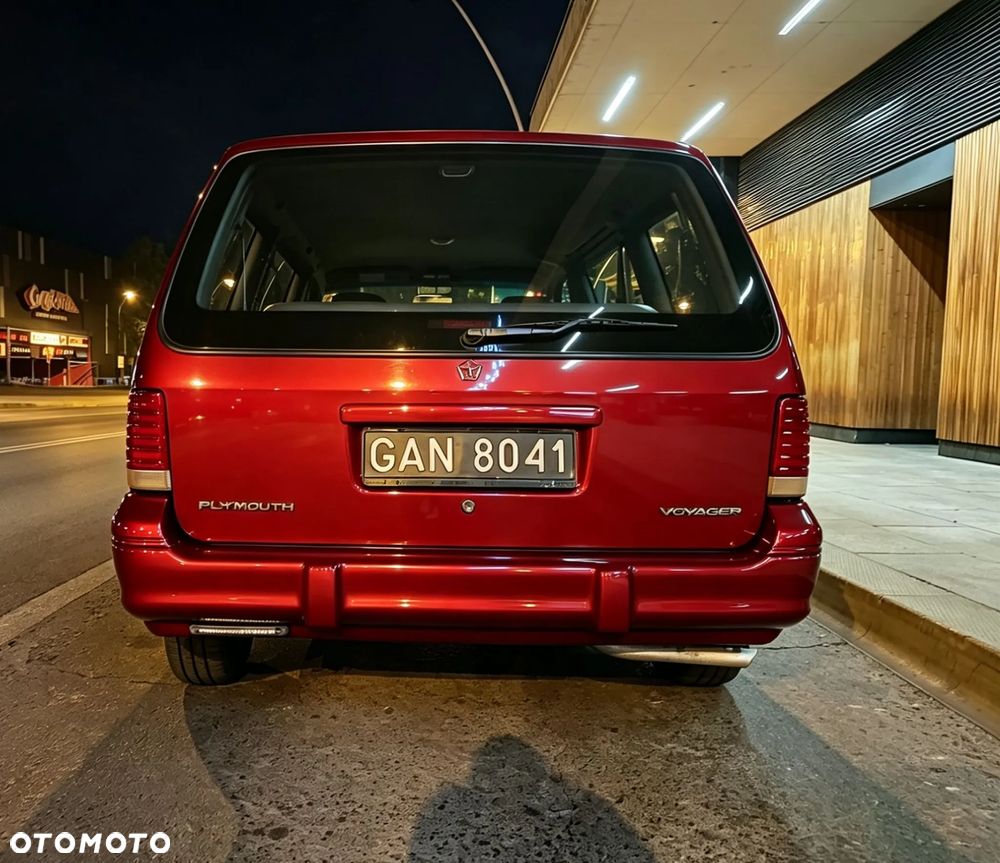 Chrysler Voyager - 11