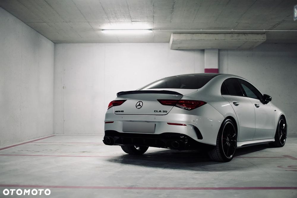 Mercedes-Benz CLA - 4