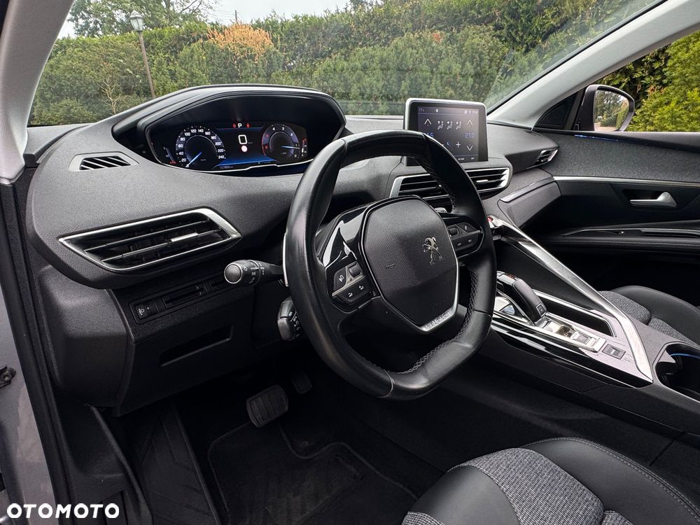 Peugeot 3008 BlueHDi 130 Stop & Start EAT8 Allure - 6
