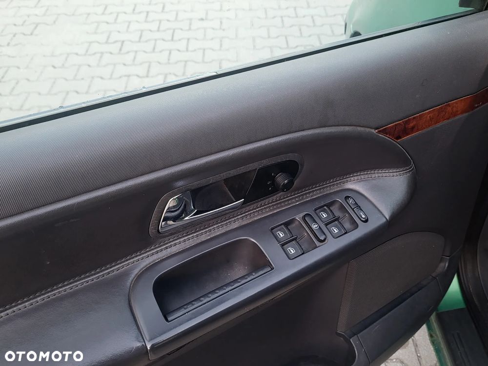 Volkswagen Sharan 1.9 TDI Highline - 16