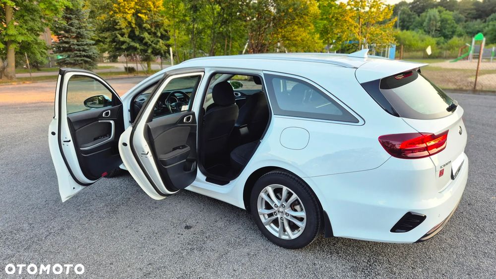 Kia Ceed - 15