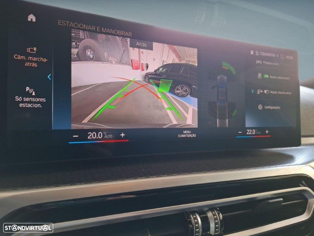 BMW 320 e Pack Desportivo M Auto - 25