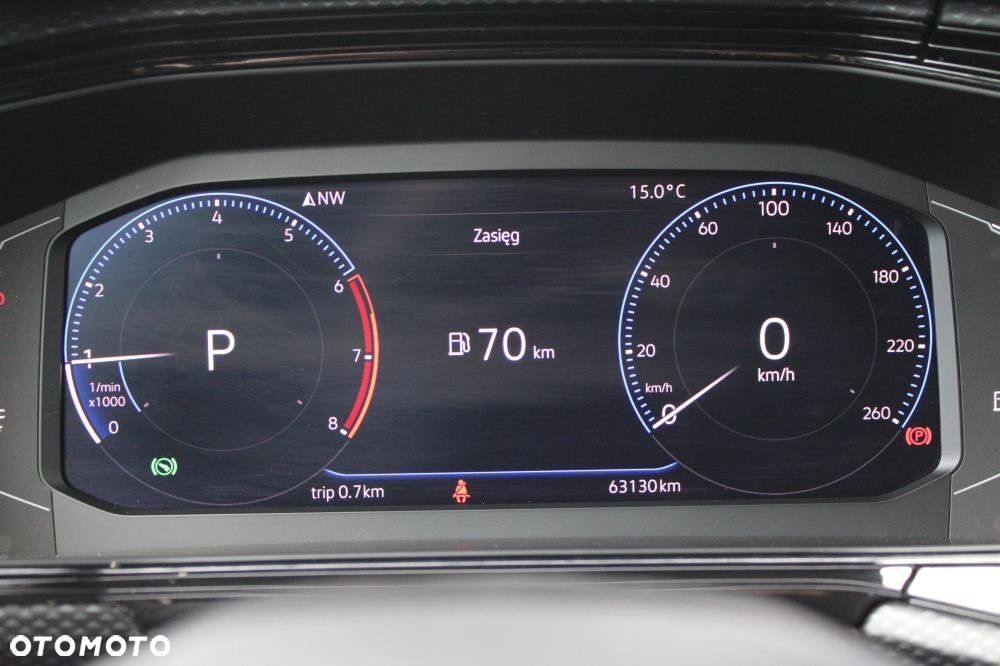 Volkswagen T-Cross - 25