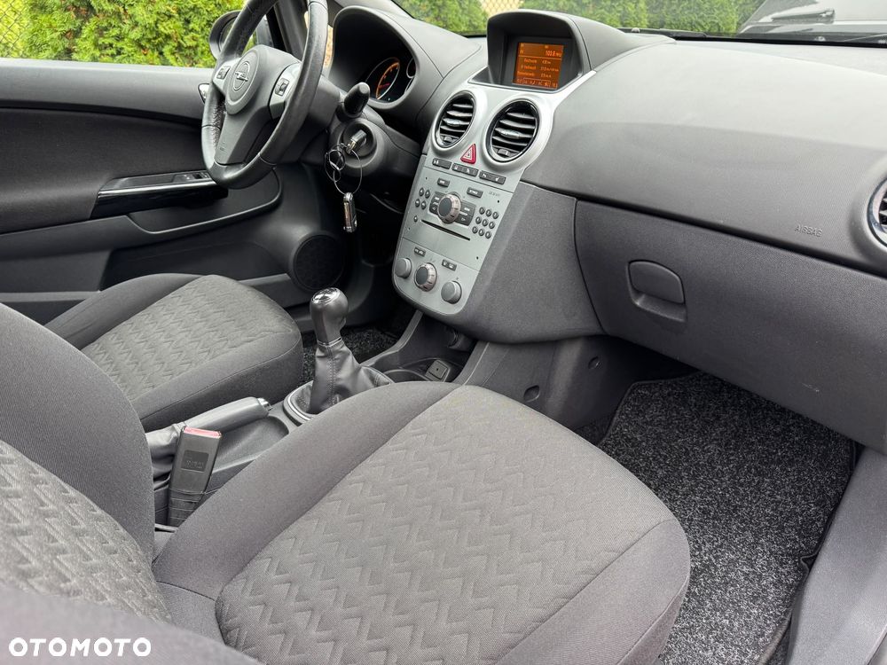 Opel Corsa 1.4 16V Active - 6