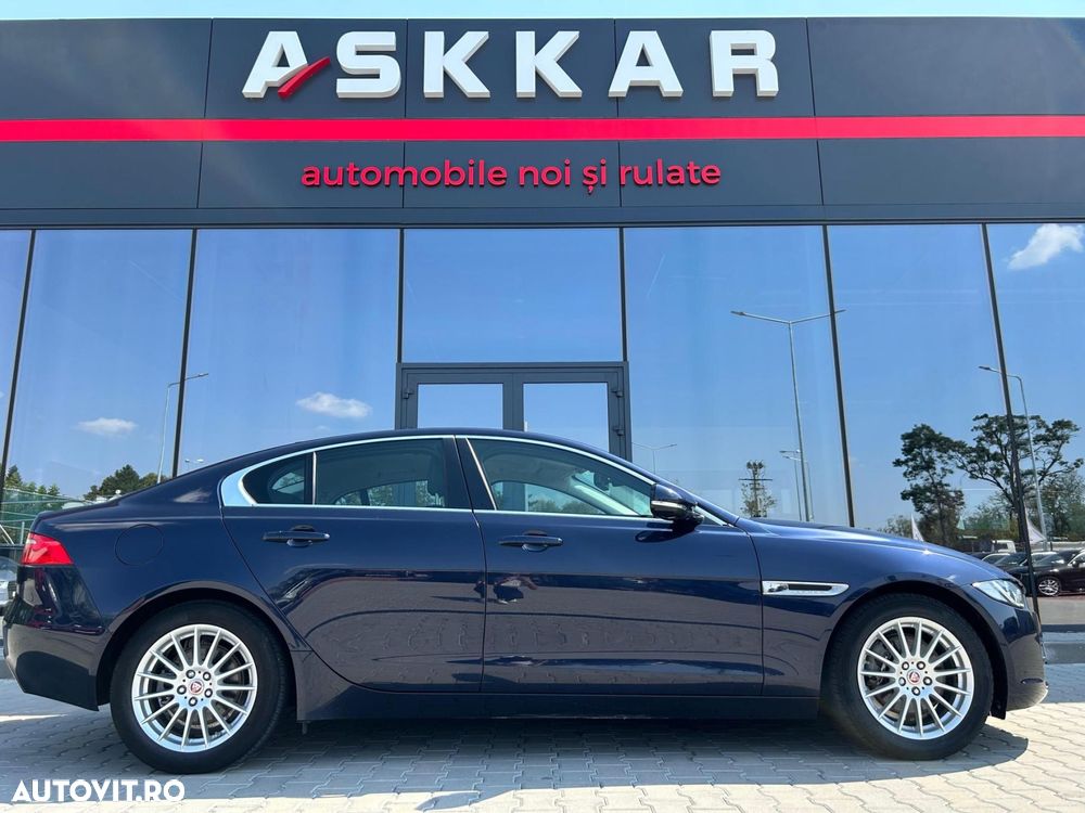 Jaguar XE 20d Aut. Prestige - 4
