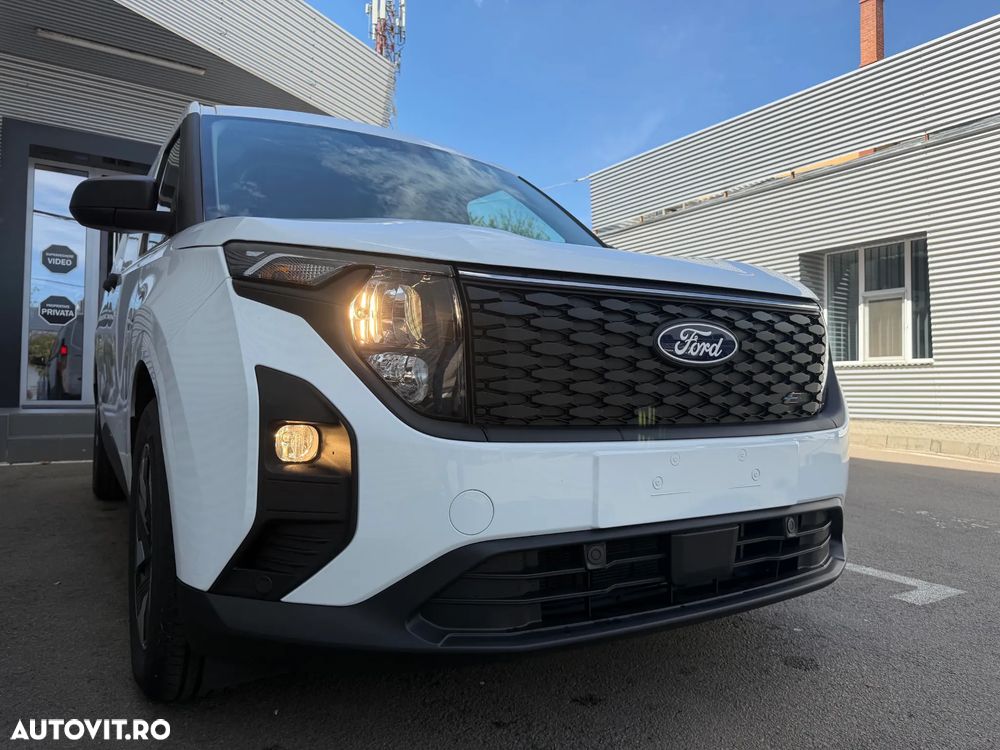 FORD Courier 2026 — imagine 19