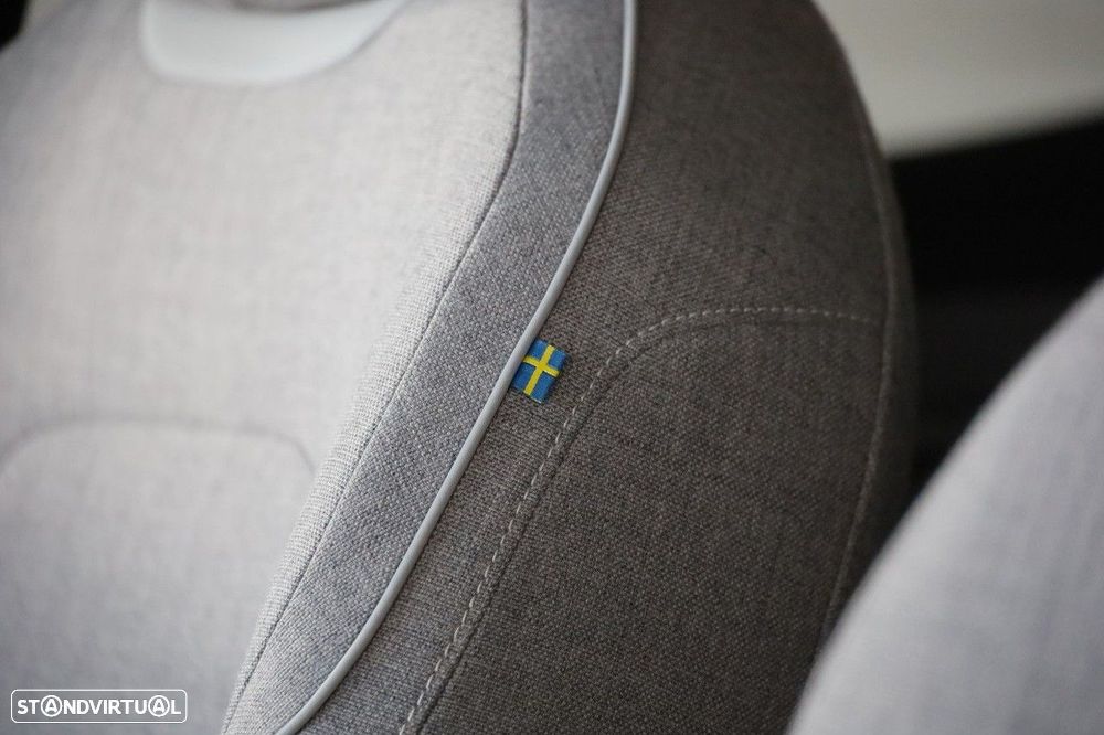 Volvo EX30 69 kWh Single Motor Extended Range Ultra - 12