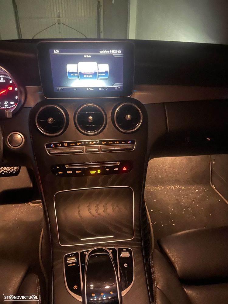 Mercedes-Benz C 220 d 4Matic 9G-TRONIC AMG Line — fotografia 19