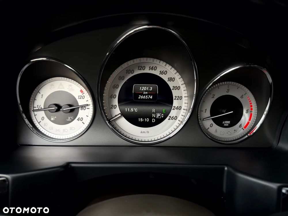 Mercedes-Benz GLK 350 CDI 4Matic (BlueEFFICIENCY) 7G-TRONIC - 28