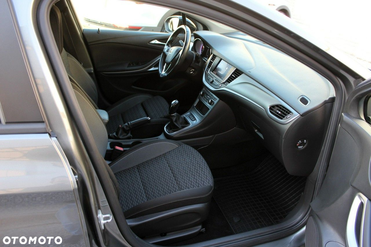 Opel Astra - 12