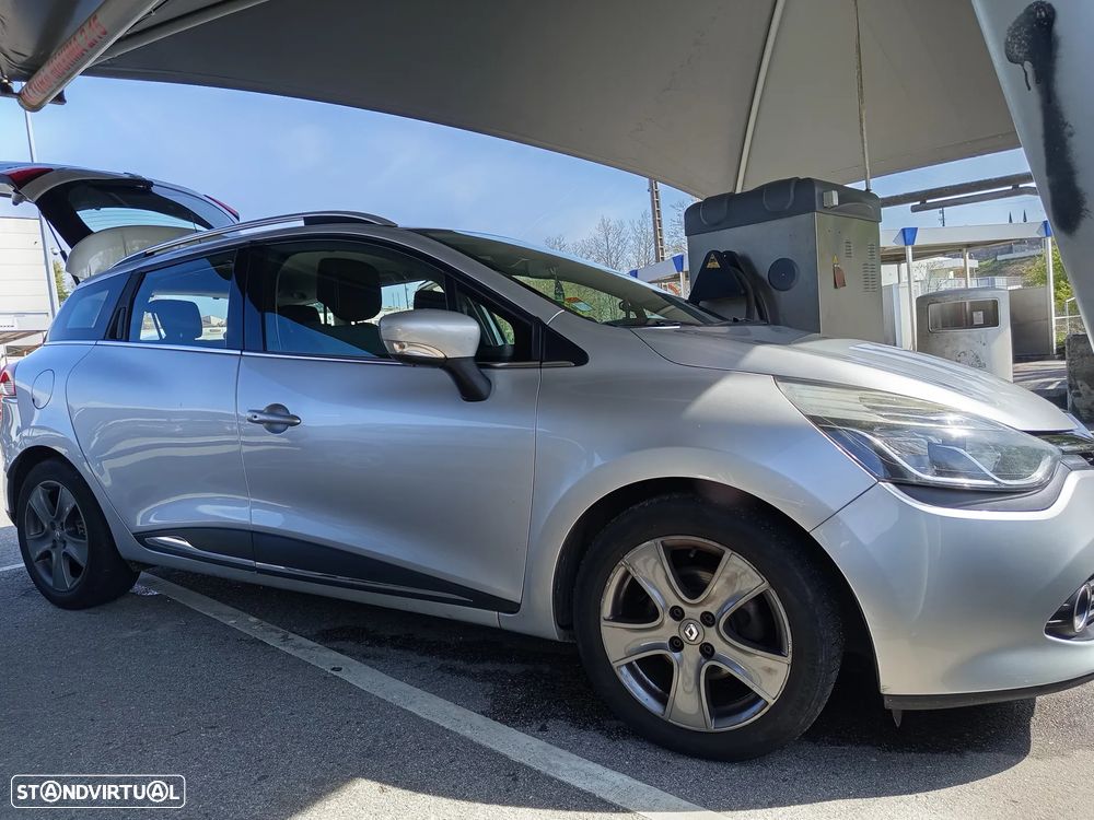 Renault Clio Sport Tourer Energy dCi 110 Start & Stop INTENS - 10