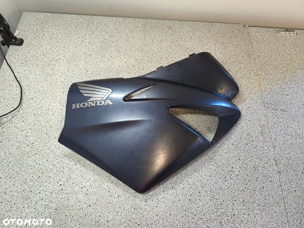 Owiewka, osłona, bok, boczek Honda CBF 600 CBF600 - 1