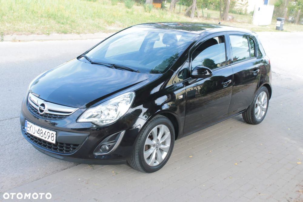 Opel Corsa 1.2 16V Edition 150 - 1