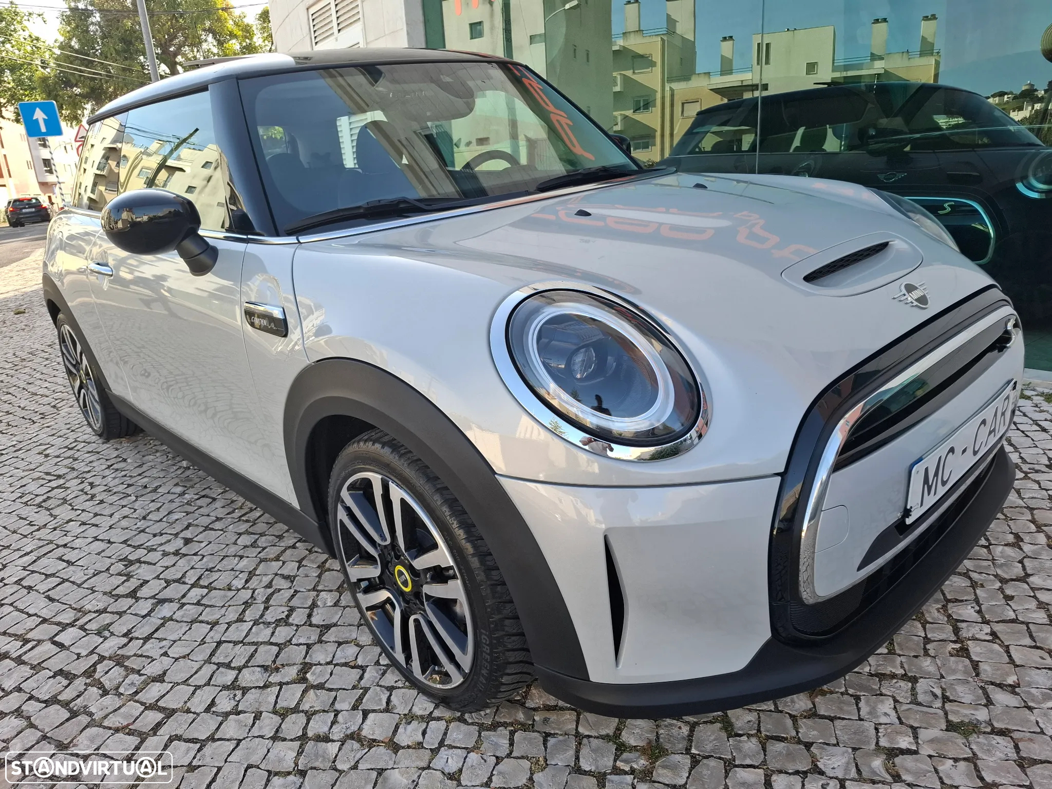 MINI 3 Portas Cooper SE Camden Edition - 53