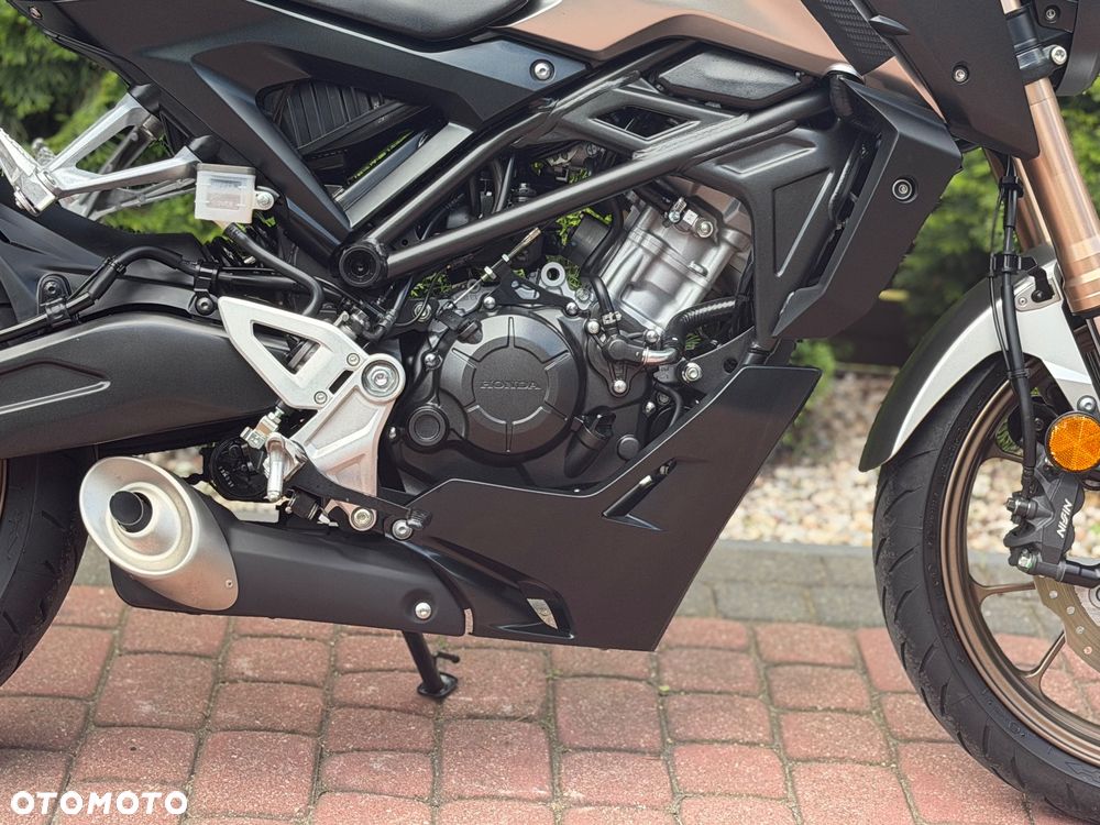 Honda CB - 13