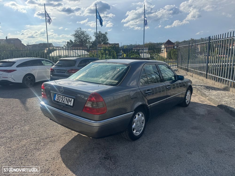 Mercedes-Benz C 220 D Elegance - 7