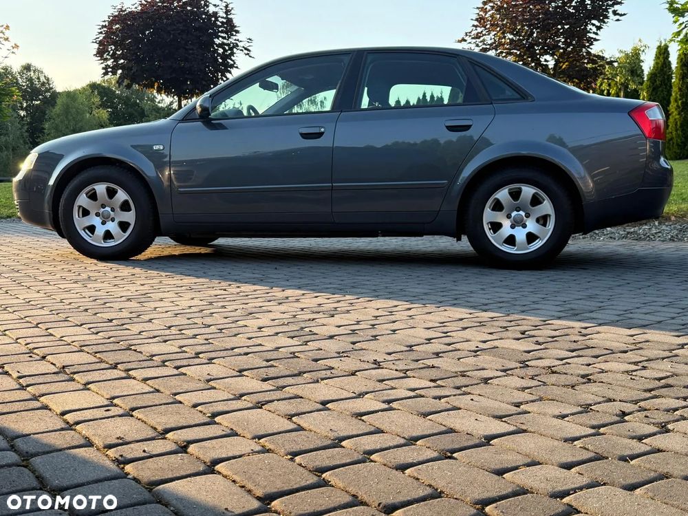 Audi A4 Limousine 2 - 27