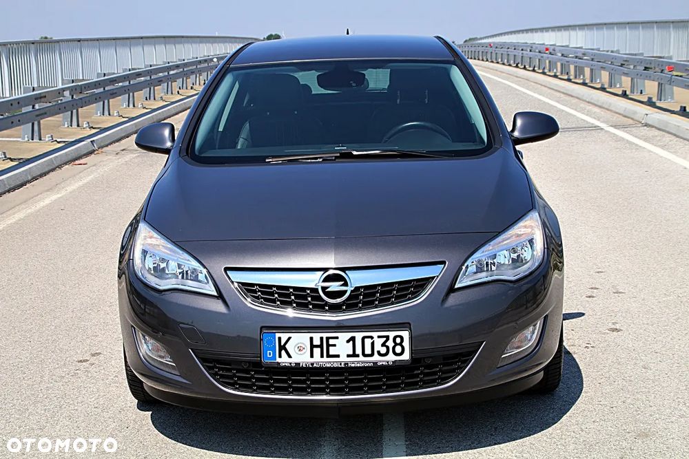 Opel Astra 1.6 Edition Sport - 13