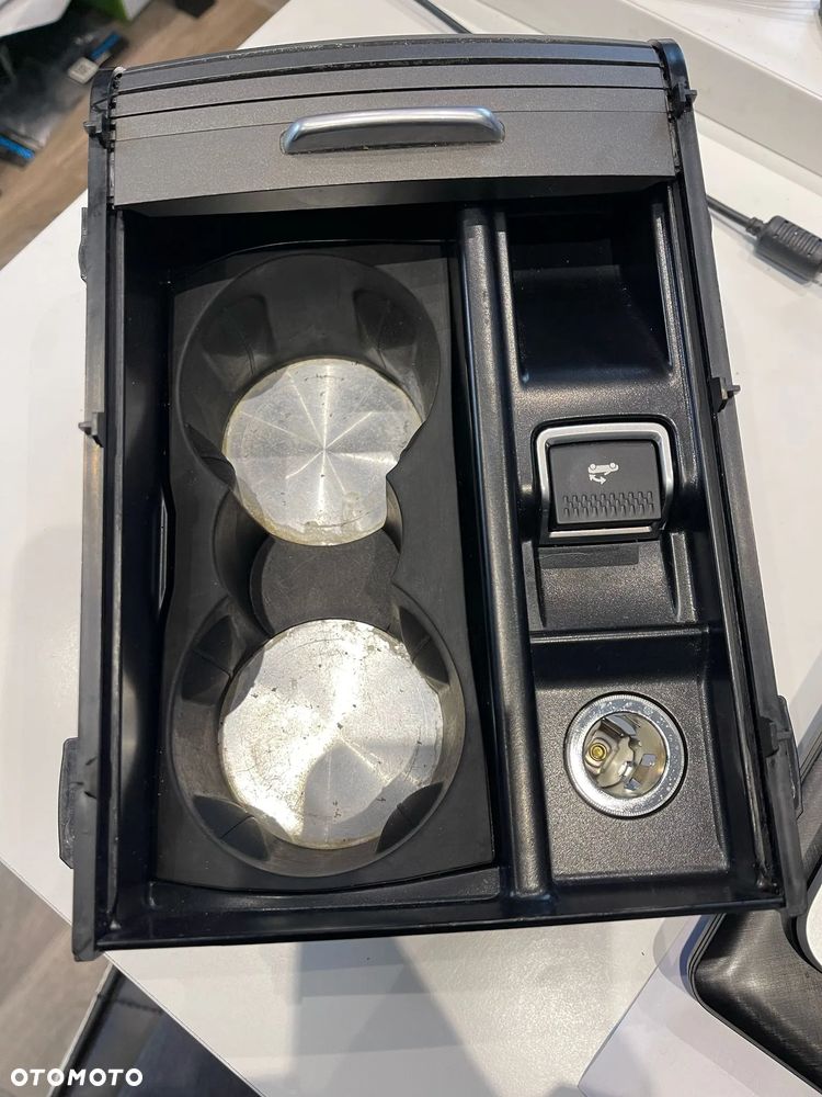 RANGE ROVER EVOQUE L538 CABRIO SCHOWEK UCHWYT NA NAPOJE ZAPALNICZKA PRZYCISK OTWIERANIA DACHU ORYGINAŁ - 5