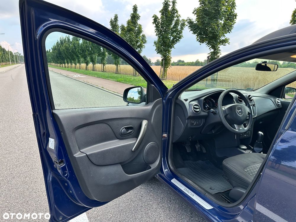 Dacia Logan 1.2 16V Laureate - 18