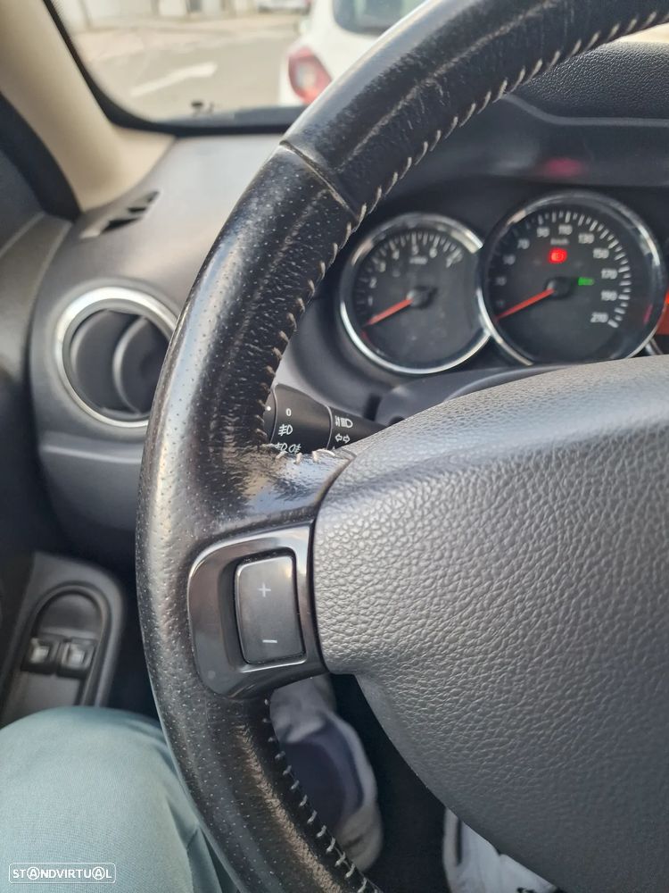Dacia Duster dCi 110 FAP 4x4 Laureate - 10