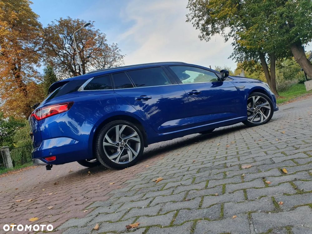 Renault Megane ENERGY TCe 205 EDC GT - 30