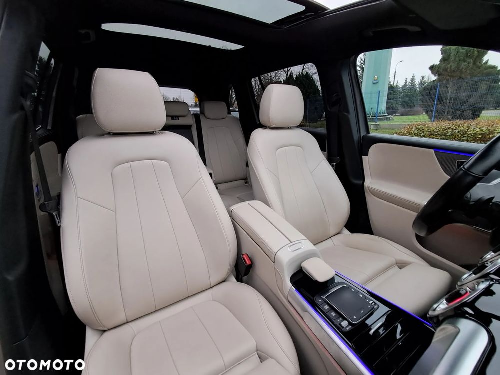 Mercedes-Benz GLB 200 d 8G-DCT Progressive Advanced - 24