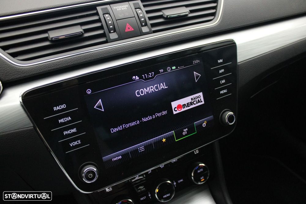 Skoda Superb Break 2.0 TDI Ambition DSG - 25