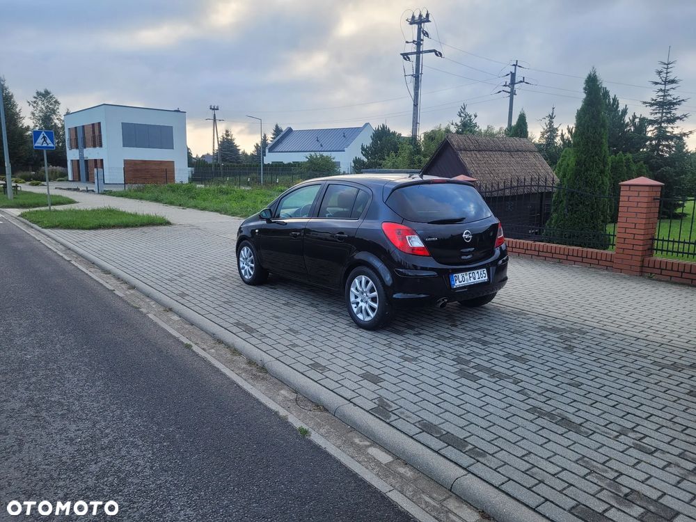Opel Corsa 1.4 16V Satellite - 8