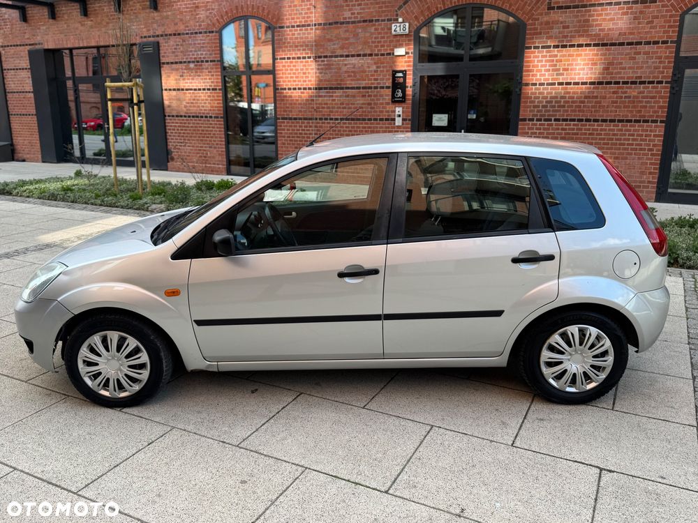 Ford Fiesta - 6