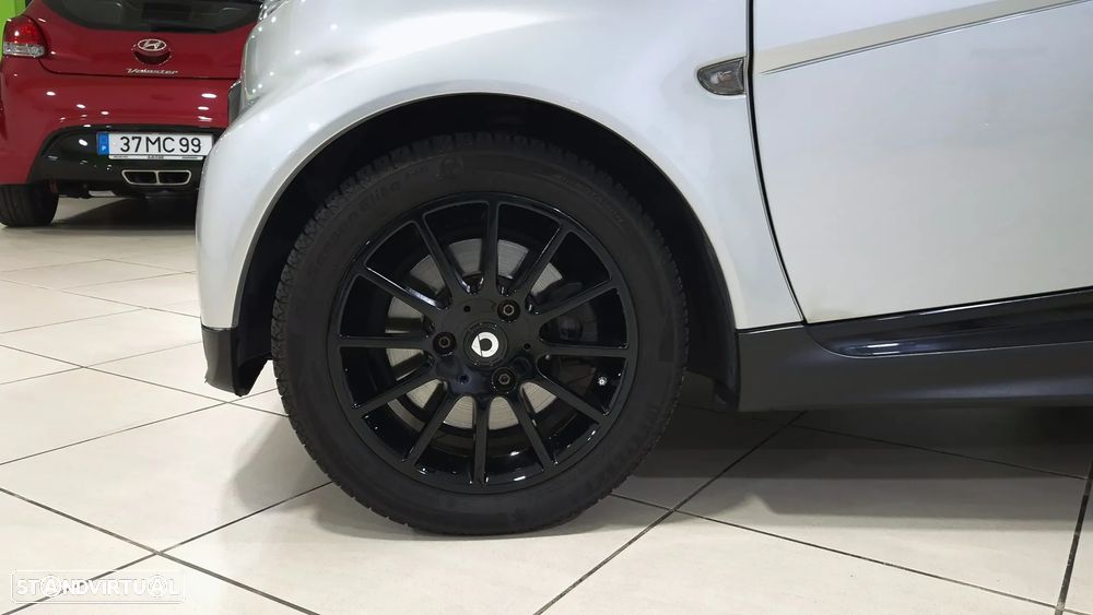 Smart ForTwo Coupé 1.0 mhd Pure 61 - 17