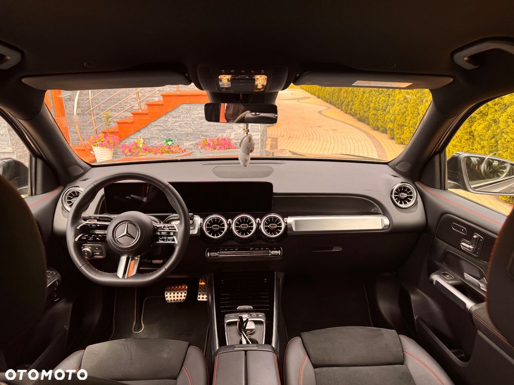 Mercedes-Benz GLB 220 d 4-Matic AMG Line 8G-DCT - 23