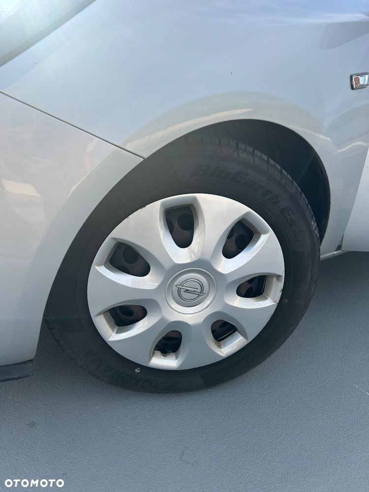 Opel Corsa - 11