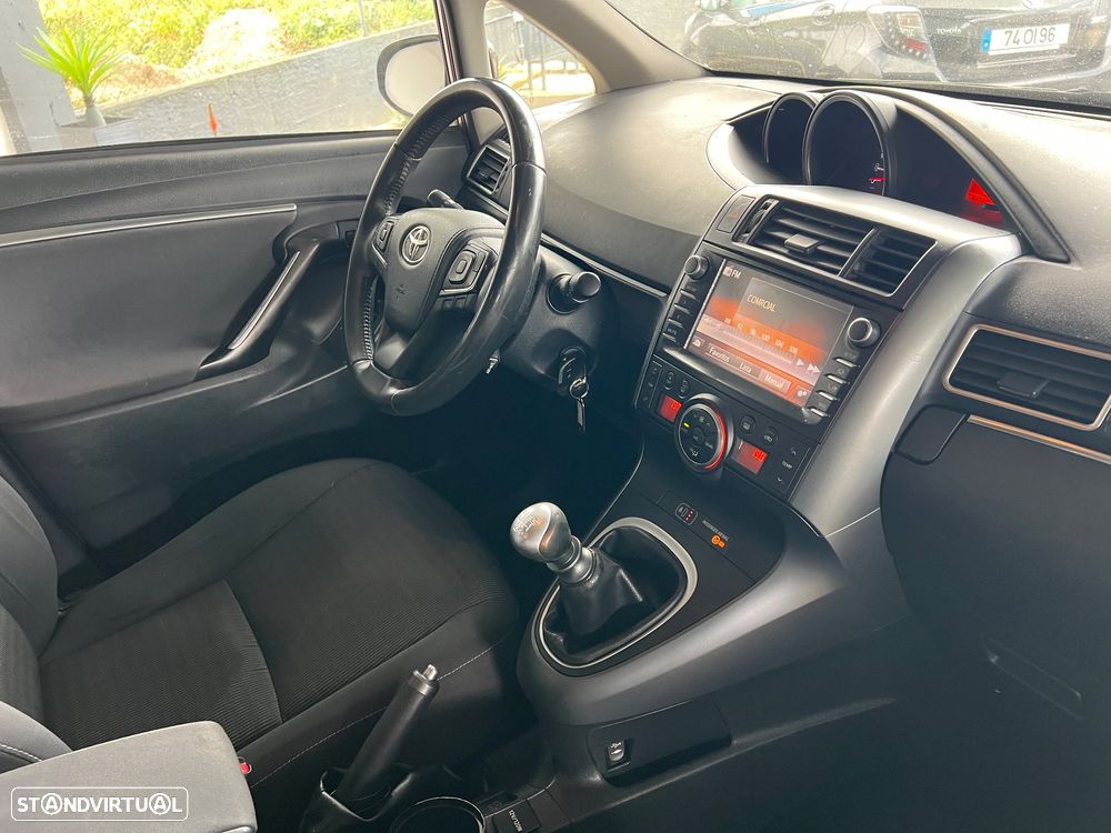 Toyota Verso 1.6 D-4D Exclusive+GPS - 17