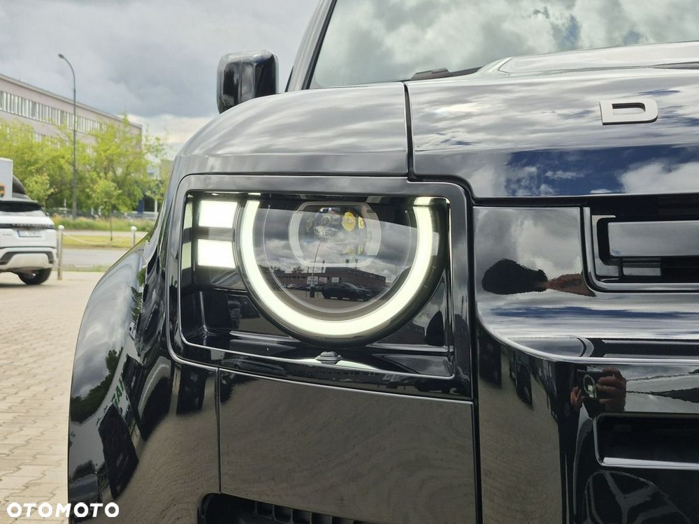 Land Rover Defender 110 D200 S - 14