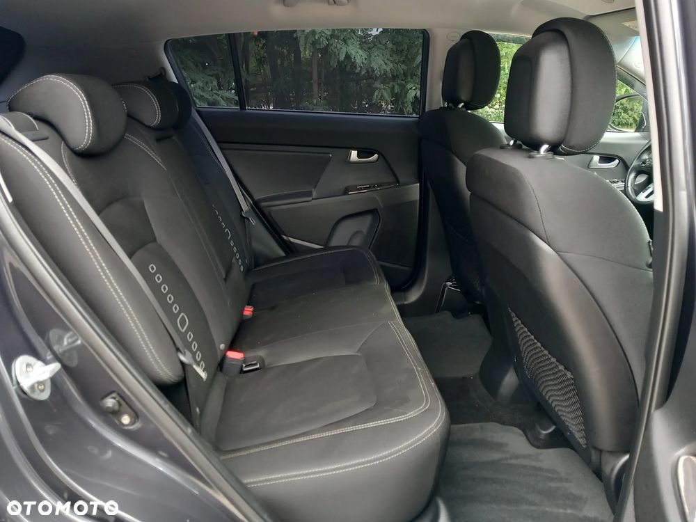 Kia Sportage 2,0 CRDI 2WD Vision - 9