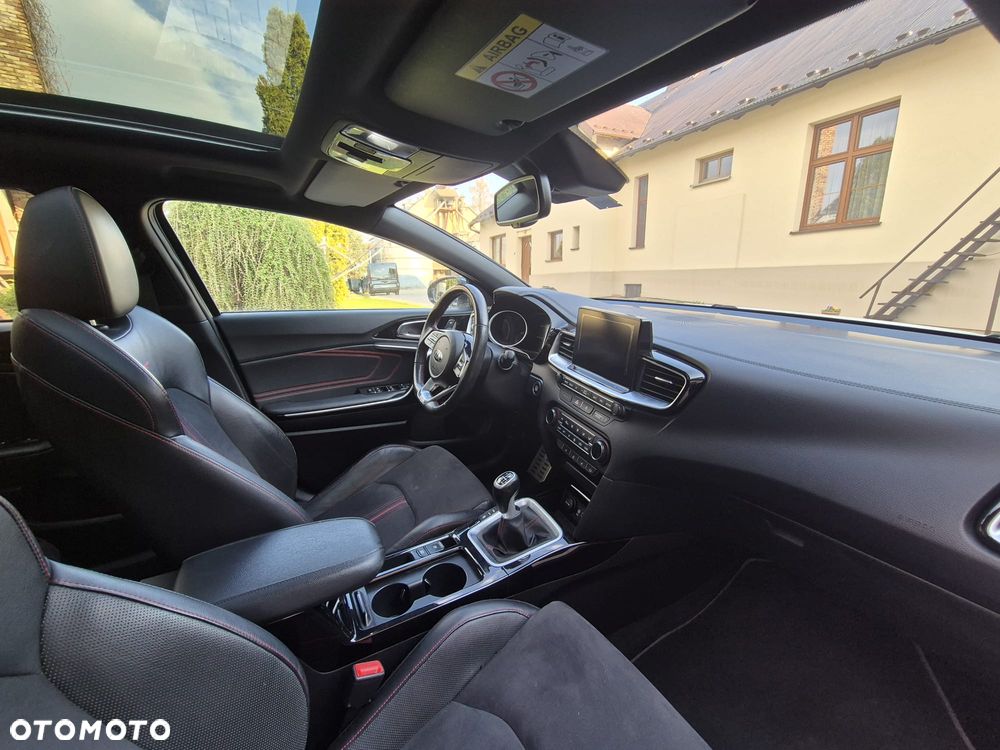 Kia ProCeed 1.6 T-GDI GT - 9