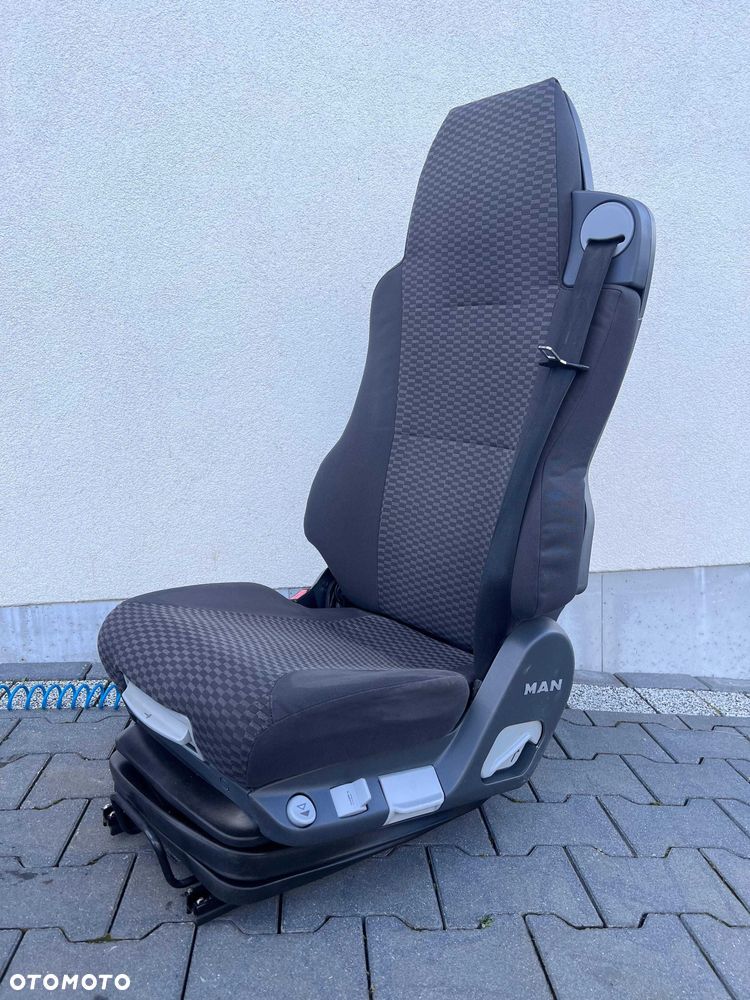 MAN  /Mercedes Fotel Pneumatyczny - 6