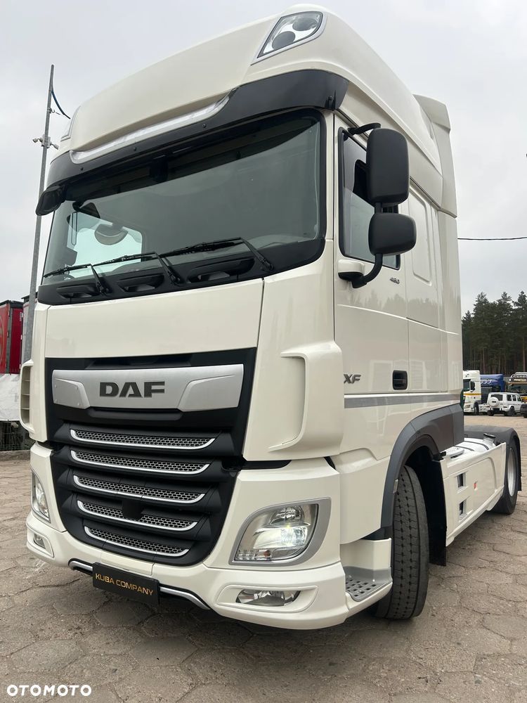 DAF XF 480 / KAMERA BOCZNA / KLIMA POSTOJOWA / FULL SPOJLERY / TYLKO 669 TYS. KM PRZEBIEGU / PRZYSTAWKA PTO / NAJWYŻSZA KABINA SUPER SPACE CAB / 11.2017 ROK !! - 18