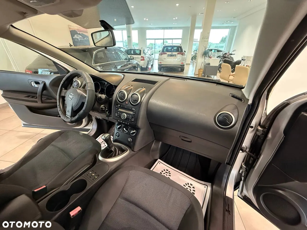 Nissan Qashqai 1.6 Acenta - 27