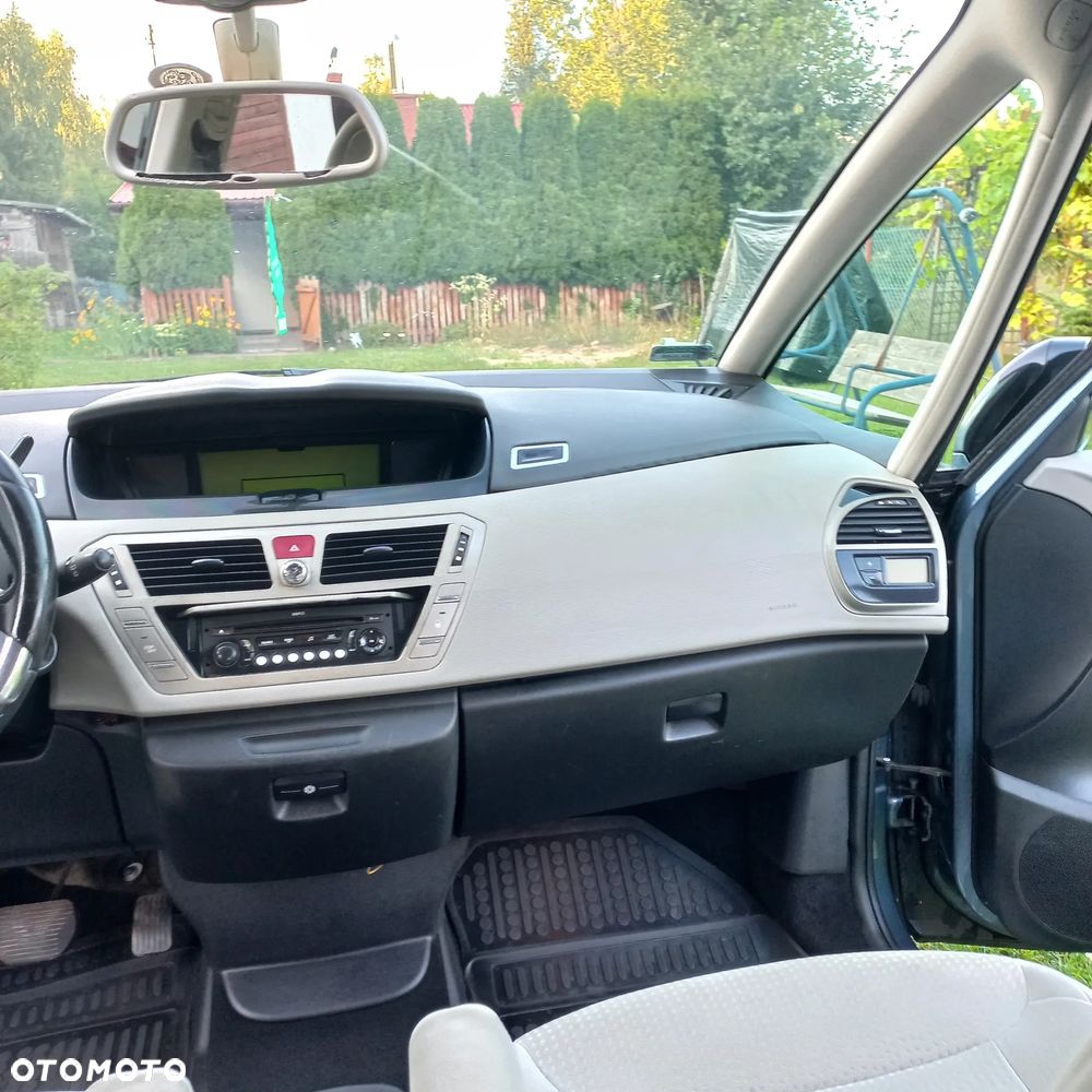 Citroën C4 Grand Picasso - 16