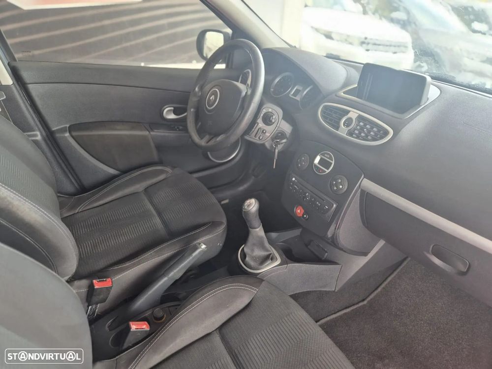 Renault Clio 1.2 TCE Dynamique S - 4