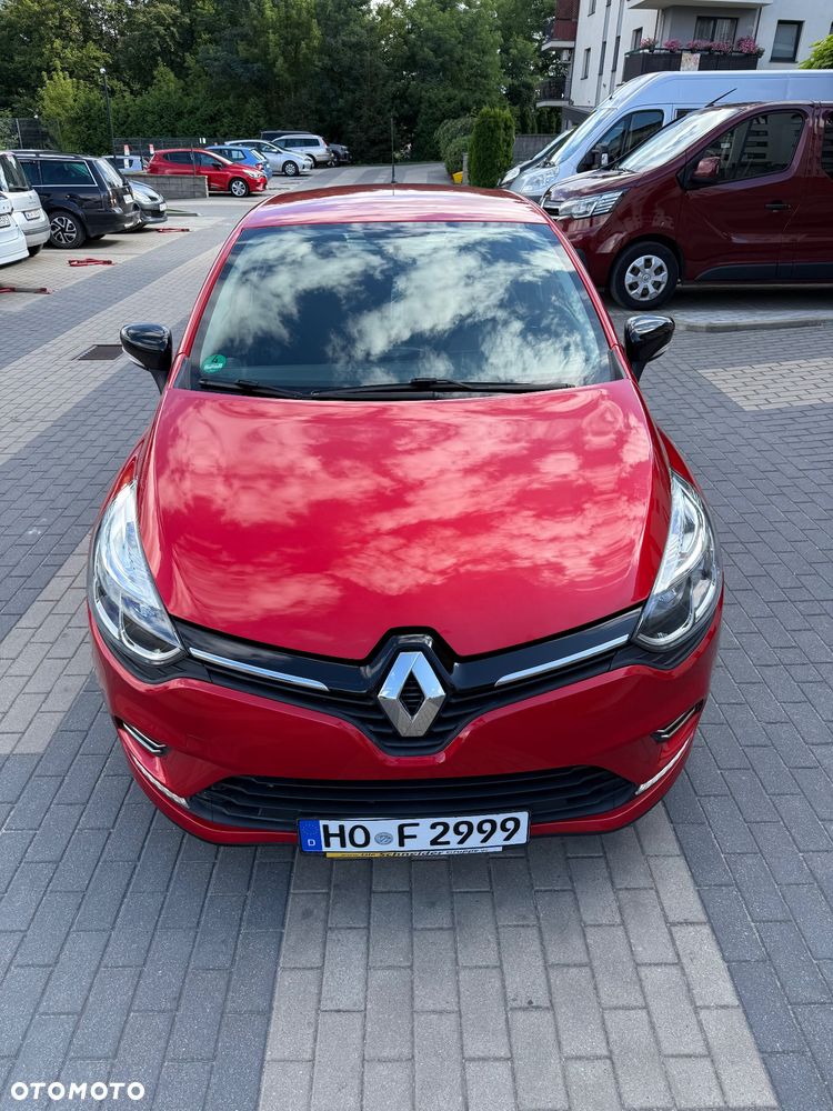 Renault Clio 1.2 16V 75 LIMITED - 8