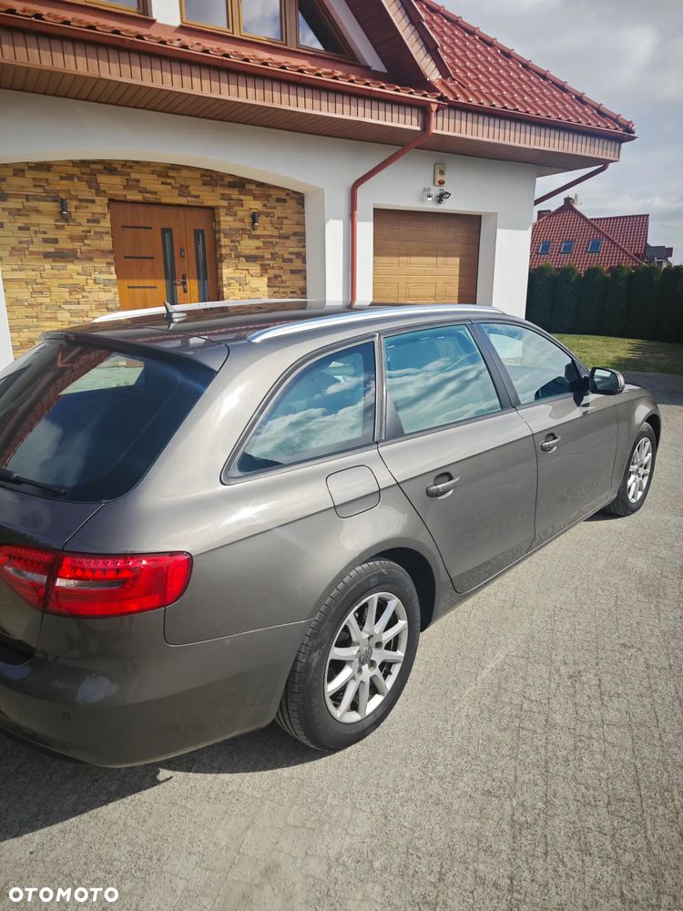 Audi A4 Avant 2.0 TDI S tronic - 5
