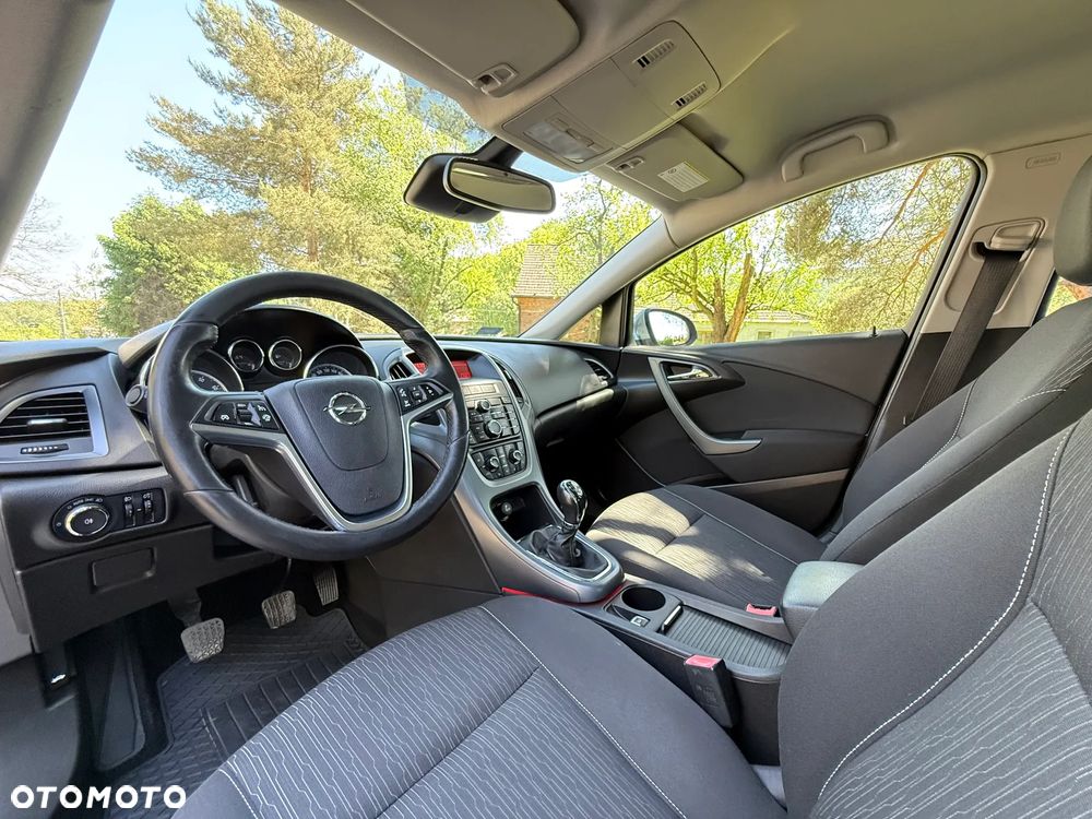 Opel Astra 1.4 Turbo - 17