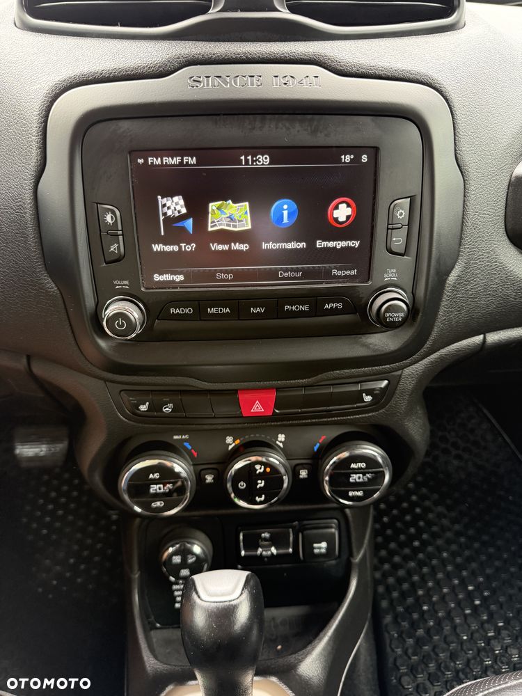Jeep Renegade - 31