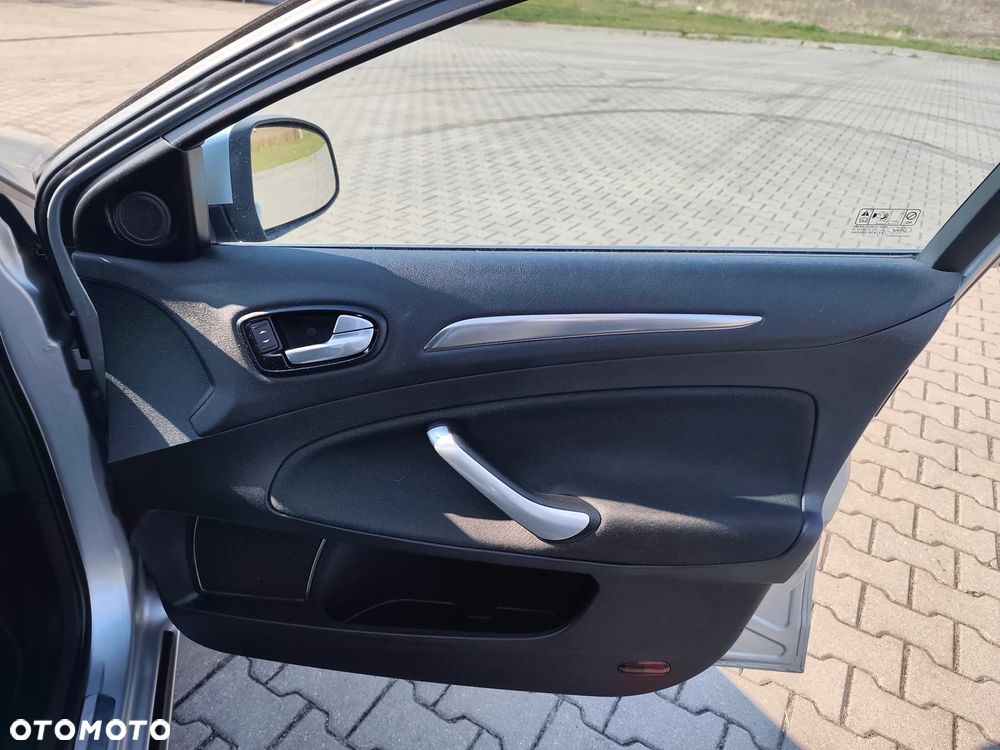 Ford Mondeo 2.0 TDCi Titanium X - 11